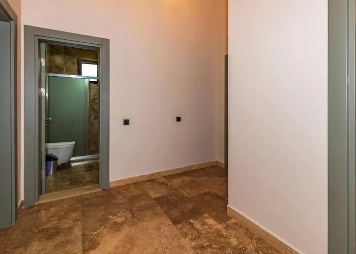 Villa Cemre - 2 Bedroom In Kayakoey Oeluedeniz Fethiye