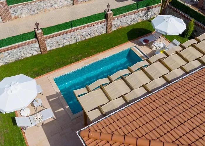Cemre - 2 Bedroom In Kayakoey Oeluedeniz Villa *
